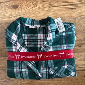 LA VIE EN ROSE FLEECE PJ SET.